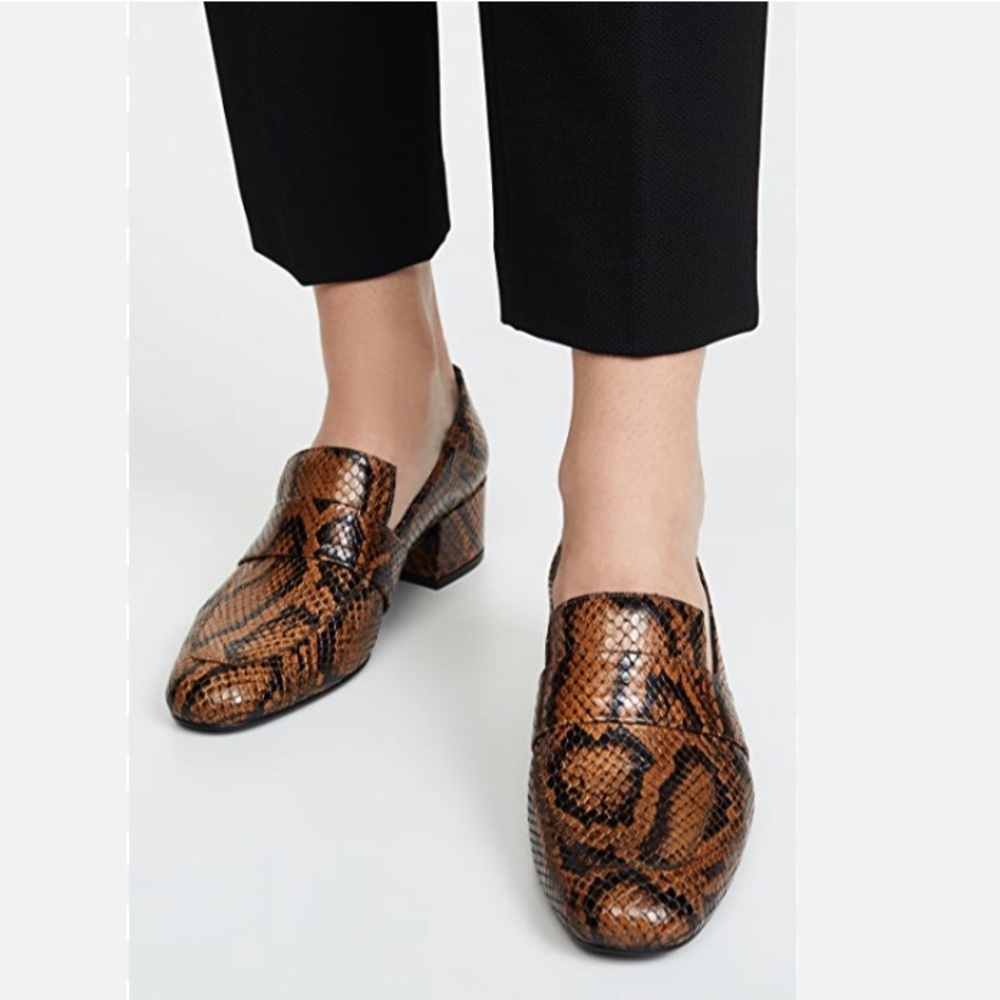 Freda Salvador The Rock Mid Heel Embossed Leather Loafer 7.5